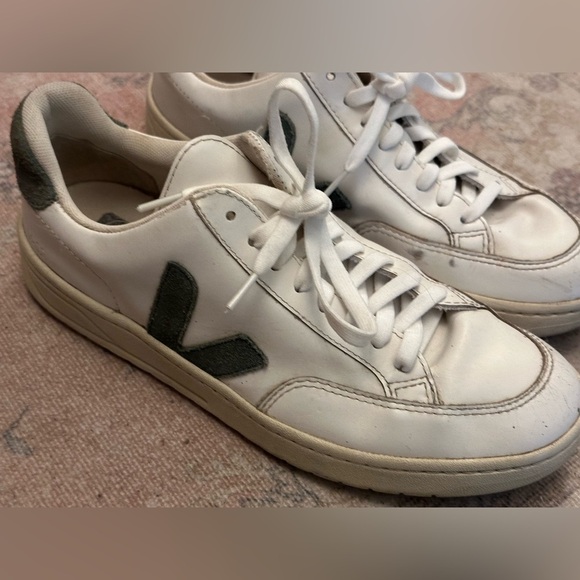 Veja Shoes - Veja White and olive green Sneakers Minimalist Design